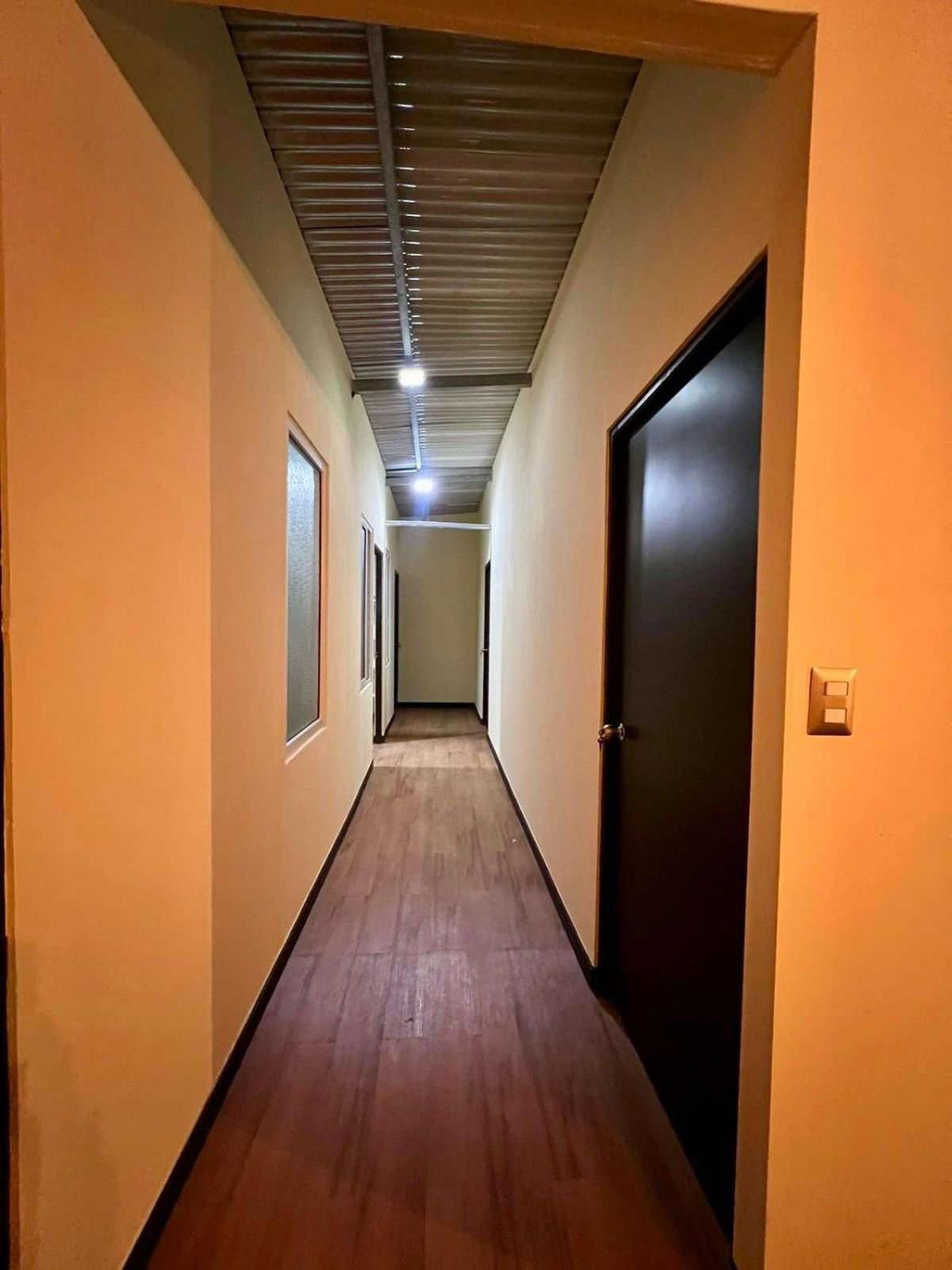 C&M Exclusive Private Rooms Quetzaltenango Exterior photo